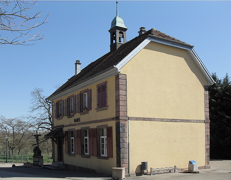 File:Sternenberg, Mairie.jpg