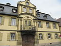 Keerlhaus mit Risalit und Balkon