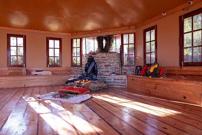 File:Babaji Temple at Dunagiri Retreat in Uttarakhand, India.jpg