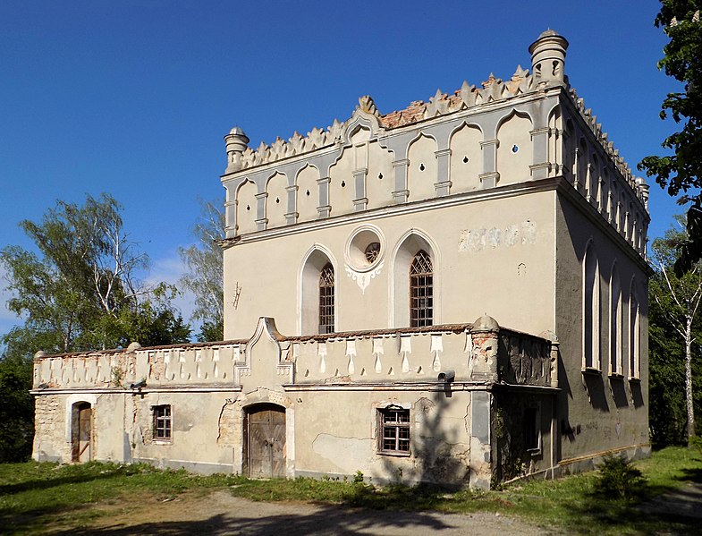 File:Husyatyn synagogue.jpg