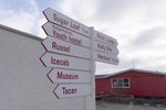 Thumbnail for File:Kangerlussuaq street sign (Quintin Soloviev).png