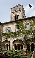 Le cloître du monastère Saint-Paul-de-Mausole