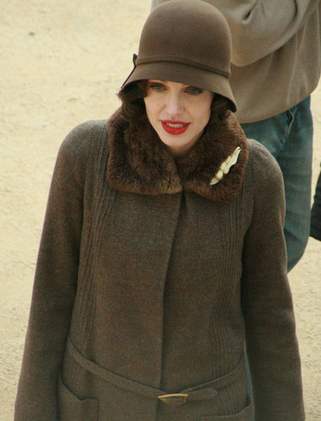 File:Angelina Jolie on the set of Changeling by Monique Autrey (cropped).jpg