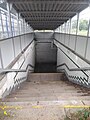 wikimedia_commons=File:Bahnhof Hofgeismar-Hümme • Unterführung zum Inselbahnsteig 2;3 • Treppe.jpg