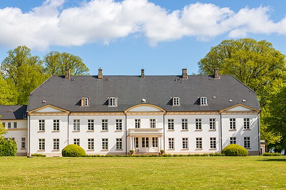 Schloss Louisenlund - Haupthaus, Gartenfassade