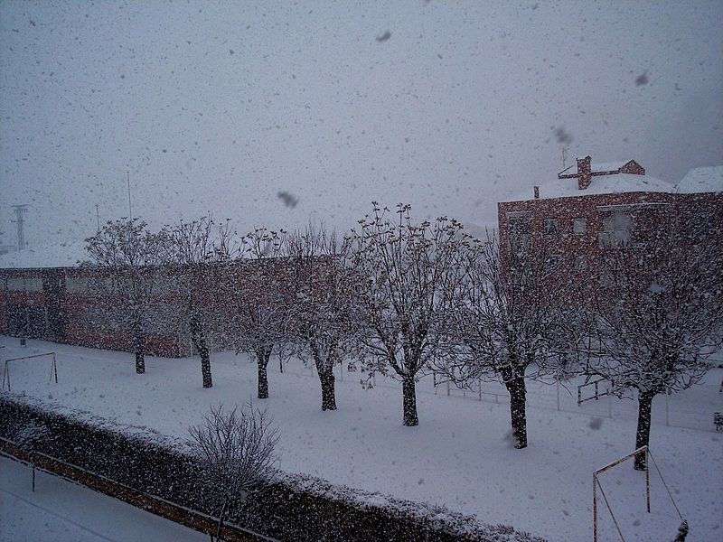 File:Quel la escuela nevada.JPG