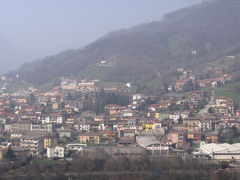 File:Colzate vista.jpg