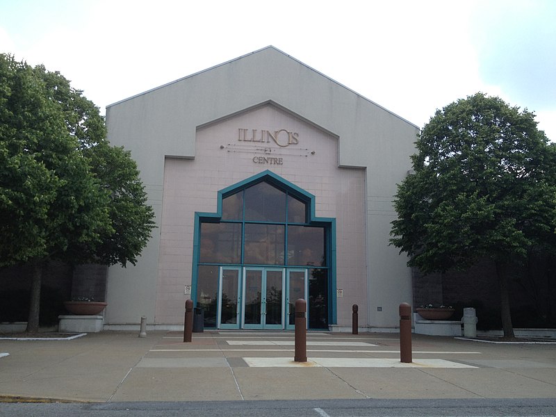 File:Illinois Centre Mall (7319136126).jpg