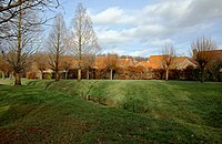 Chemin piéton le long de la Becque de Marcq