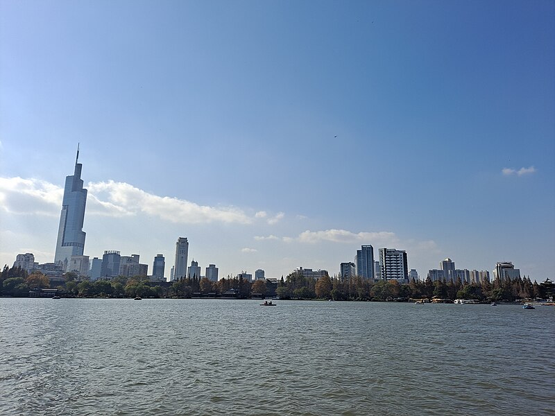 File:Xuanwu Lake 3.jpg