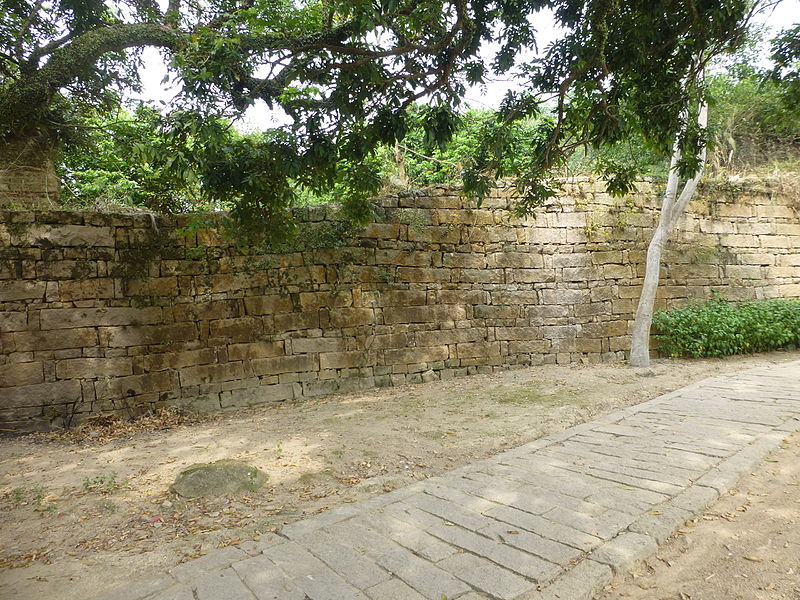 File:Zhaojiabao - Shuogao Jusheng Gate - P1260222.JPG