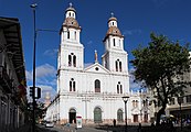  Iglesia de Santo Domingo, Cuenca, Équateur