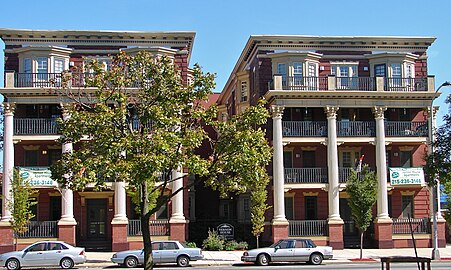 Plaza Apartments, Philly