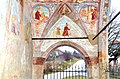 English: Cutout from the fresco paintings at the loggia`s interior east wall Deutsch: Ausschnitt der Freskomalereien an der inneren Loggia-Ostwand