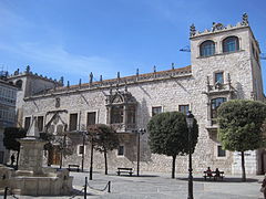 Casa del Cordón.