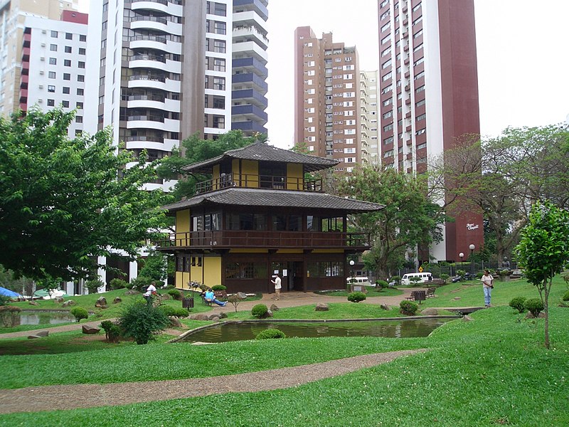 File:Praca do Japao 1 Curitiba Brasil.jpg