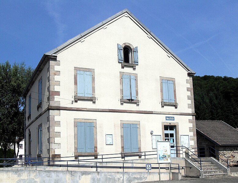 File:Amage, Mairie.jpg