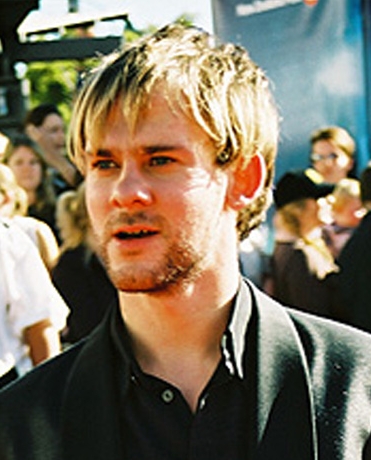 File:Dominic Monaghan 2003 crop.jpg