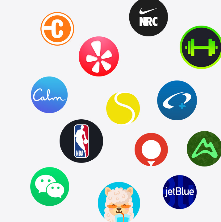 Ikony aplikací pro Apple Watch z App Store. ChargePoint, Yelp, Nike Run Club, SmartGym, Calm, NBA, SwingVision, Oceanic+, WeChat, Waterllama, Golfshot, JetBlue a AllTrails