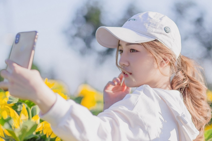 SNS 속 셀카가 낳은 현실, 미용 성형 급증…숨은 위험은?