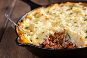 shepherd's pie; British cuisine