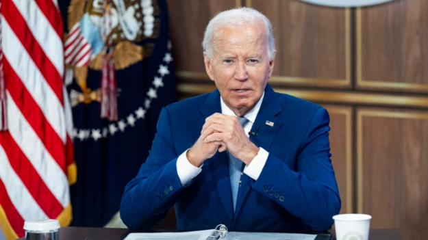 Image form article Biden dice sentirse aliviado de que Trump esté ileso y condena la violencia política