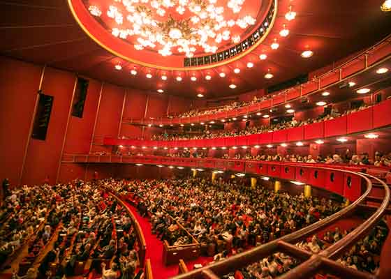 Image for article Les spectateurs australiens, européens et américains s’extasient devant Shen Yun : « L’apogée »