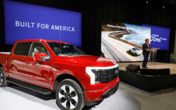 Ford CEO Jim Farley announces at a press conference in Romulus, Mich., that Ford Motor Company will be partnering with Contemporary Amperex Technology Co. Ltd. (CATL) to create an electric-vehicle battery plant in Michigan on Feb. 13, 2023. (Bill Pugliano/Getty Images)