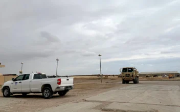 4 US Troops, Contractor Injured in Rocket Attack on Base in Iraq