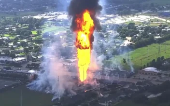 Pipeline Explosion Sends Towering Pillar of Flame Over Houston’s Suburbs