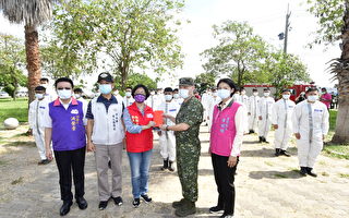 國軍支援消毒 彰化縣長致贈加菜金