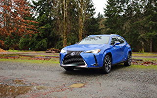 【車評】微型的豪華 2022 Lexus UX 250h Luxury AWD