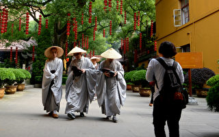 叙利亚总统进佛教名寺 分析：习或暗中烧香