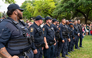 官員：警察攻擊事件達到十年來的最高水平