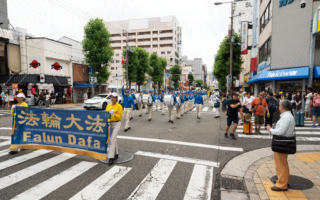 日本法轮功7·20大阪游行反迫害 民众支持