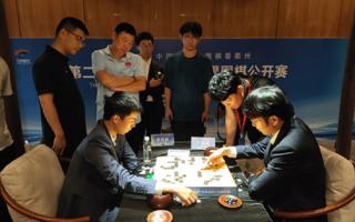 爛柯盃圍棋決賽：申真諝完勝辜梓豪 先拔頭籌