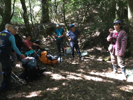 跟著講師的腳步，一起來聽大霸尖山登山與鹿場回溫泉道路的歷史之美。