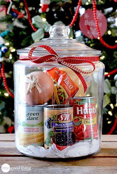 Christmas Gifts In A Jar, Diy Gifts In A Jar, Gifts In A Jar, Soup In A Jar, Diy Jar, Gift Jar, Diy Gift Baskets, Christmas Gift Basket, Christmas Jars