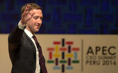 Mark Zuckerberg, CEO al Facebook, la CEO Summit în cadrul conferinţei Asia-Pacific Economic Cooperation din Lima, 19 noiembrie 2016 (RODRIGO BUENDIA/AFP/Getty Images)