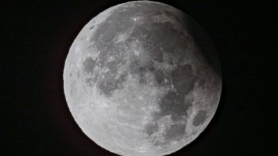 Mond bot doppeltes Schauspiel