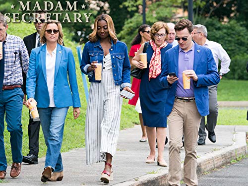 Téa Leoni, Johanna Day, Kevin Rahm, Patina Miller, and Erich Bergen in The Strike Zone (2019)