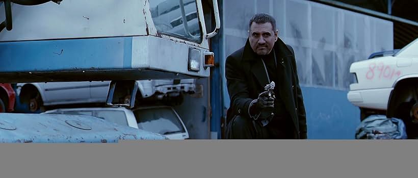 Boman Irani in Truy Sát Ông Trùm 2 (2011)