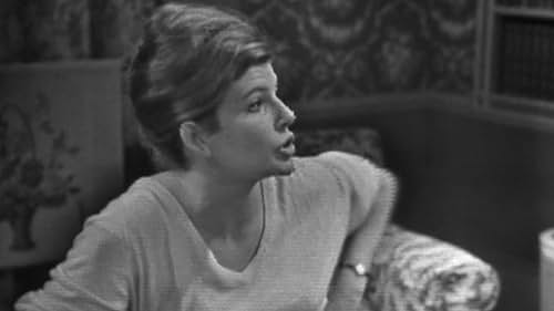 Julie Hopkins in Episode #1.6 (1959)