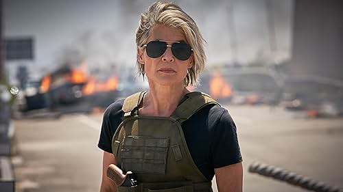 Linda Hamilton in Kẻ Hủy Diệt: Vận Mệnh Đen Tối (2019)