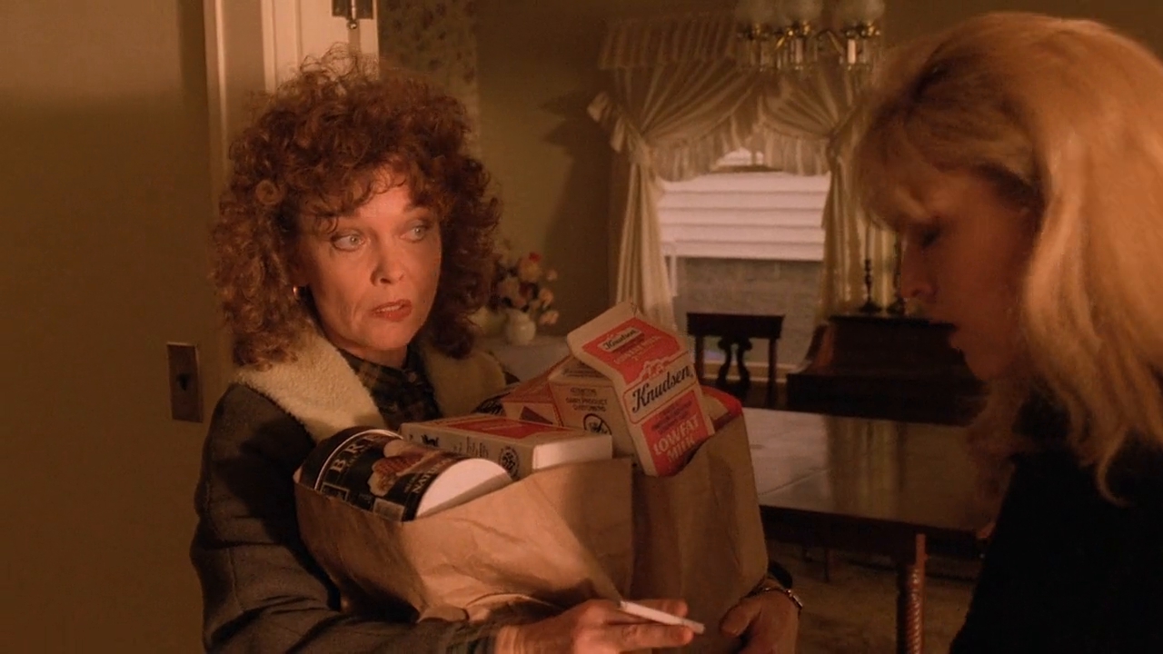 Sheryl Lee and Grace Zabriskie in Twin Peaks: Fire Walk with Me (1992)