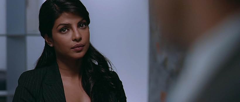 Alyy Khan and Priyanka Chopra Jonas in Truy Sát Ông Trùm 2 (2011)