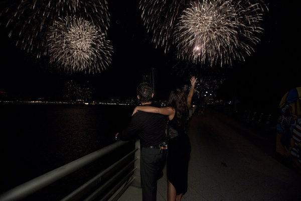 Nick Lachey in Macy's 4th of July Fireworks Spectacular (2011)