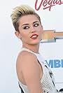 Miley Cyrus in 2013 Billboard Music Awards (2013)