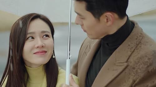 Son Ye-jin and Hyun Bin in Hạ Cánh Nơi Anh (2019)