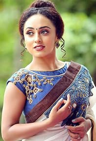 Primary photo for Pearle Maaney